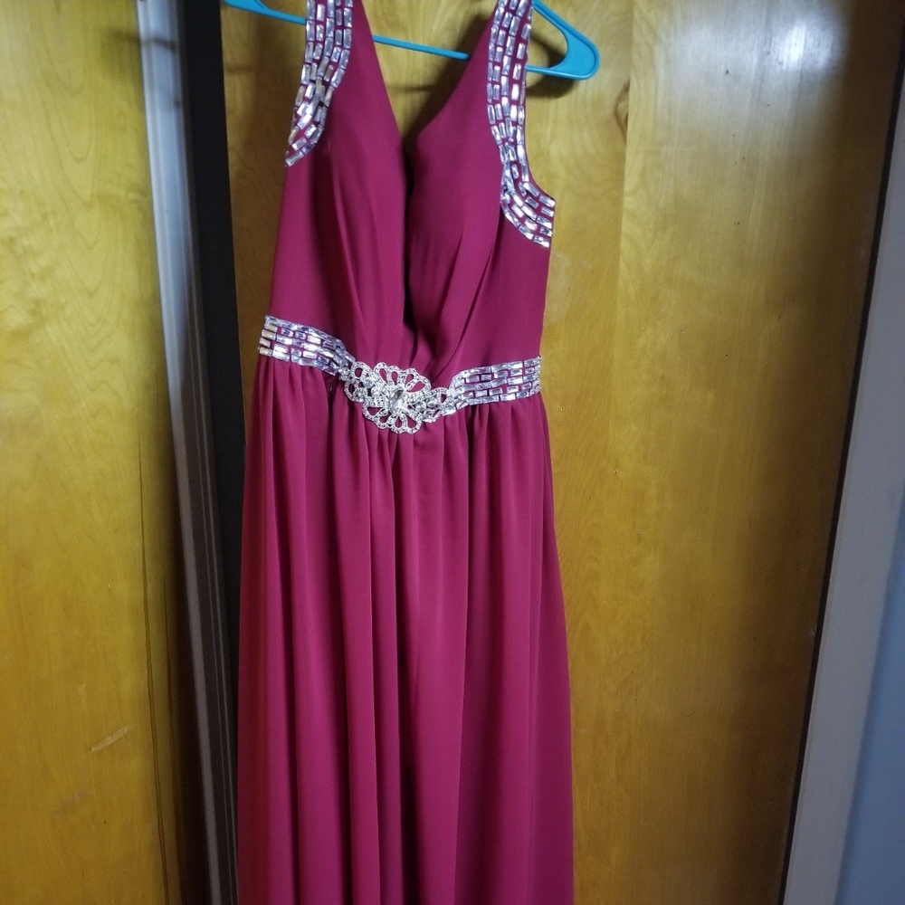 Gorgeous Dark red gown with silver gems